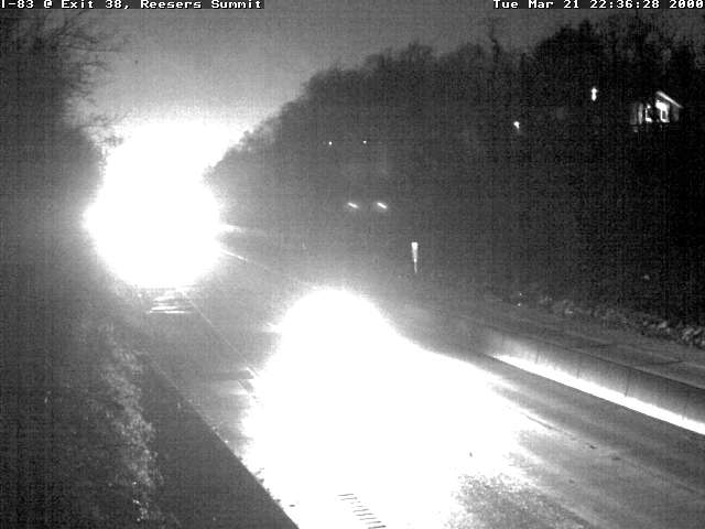 I-83 S/B @ Exit 38 Reeser Summit York Co. live webcam