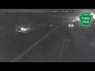 I-70 / I-76 @ MP 121.5, Allegheny Tunnel live webcam