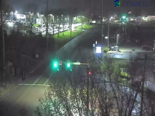 PA 100 @ E TOWNSHIP LINE RD live webcam