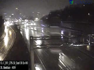 I-279 @ EXIT 2B (EAST OHIO ST) live webcam