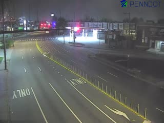 TORRESDALE AVE @ HARBISON AVE live webcam