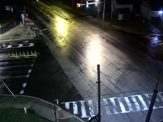 PA 100 @ W KING ST live webcam