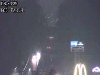I-83 EXIT 39A (PA 114 LEWISBERRY RD) live webcam