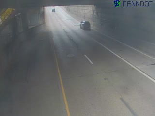 Live snapshot from I-376 @ EXIT 70D (STANWIX ST)