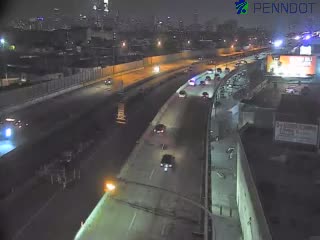 I-95 MM 19.2 (NORTH OF WALT WHITMAN BRIDGE) live webcam