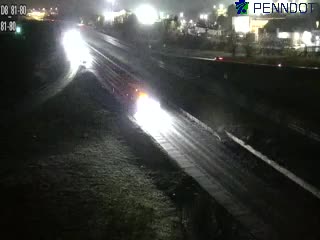 I-81 @ EXIT 80 (PA 743 GRANTVILLE/HERSHEY) live webcam