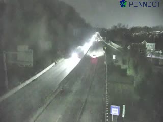 I-76 MM 329.6 (EXIT 329 - HENDERSON RD) live webcam