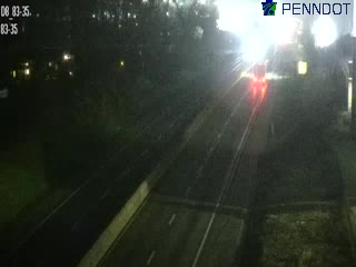 I-83 @ EXIT 35 (PA 177 LEWISBERRY) live webcam