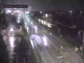 CHESTNUT AVE @ 4TH ST live webcam
