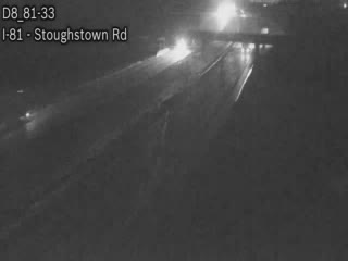 I-81 @ MM 33 (STOUGHSTOWN RD) live webcam