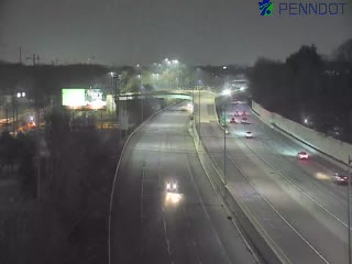I-95 @ MM 35.2 (SOUTH OF of PA-132/STREET RD) live webcam