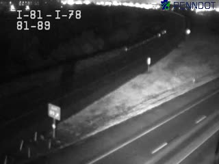 I-81 @ EXIT 89 NB (I-78 EAST ALLENTOWN) live webcam