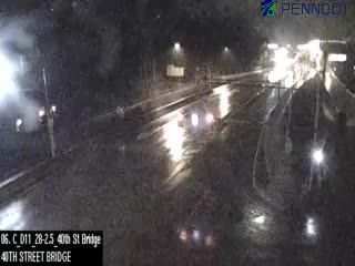 PA 28 @ 40TH ST BRIDGE live webcam