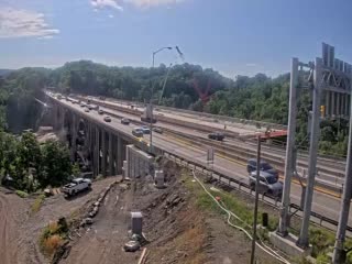Live snapshot from I-279 NB MILE MARKER 5 ALAMAC AVENUE
